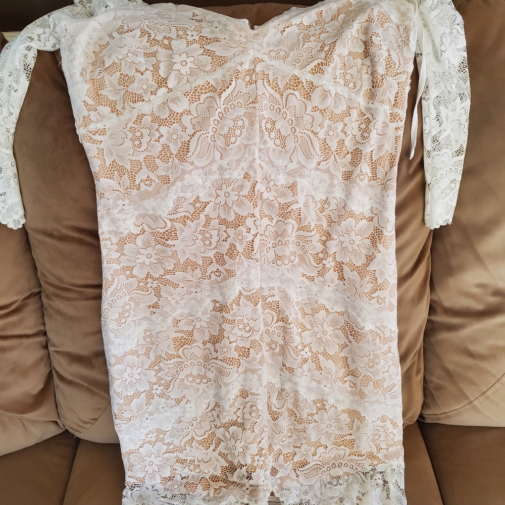 Elegant White Lace Dress